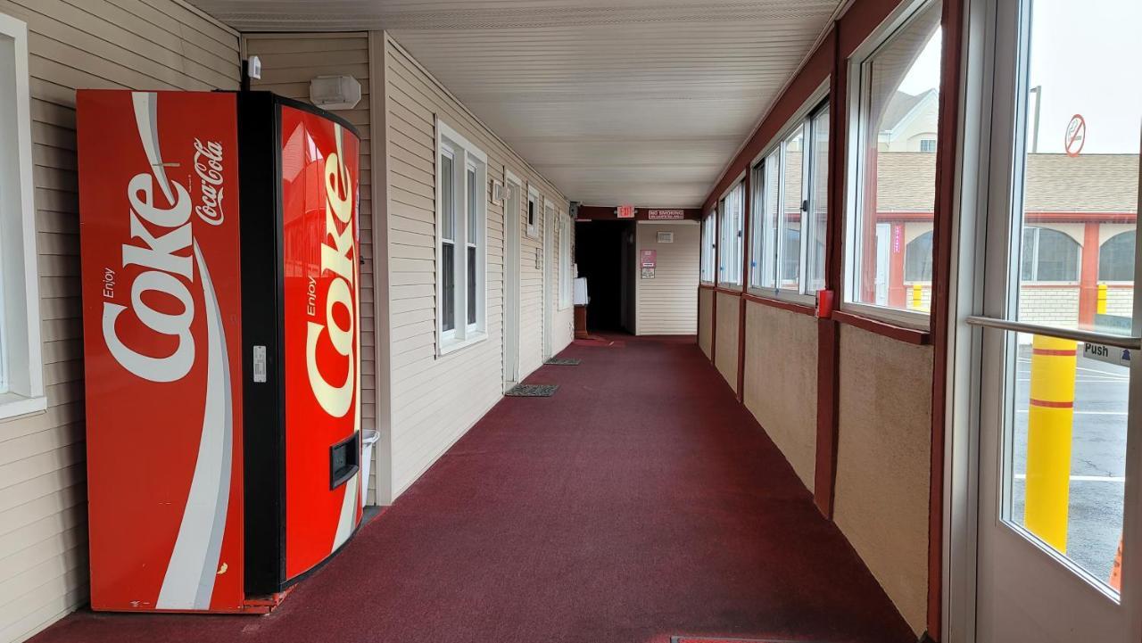Red Carpet Inn Вэст спрингфильд Экстерьер фото