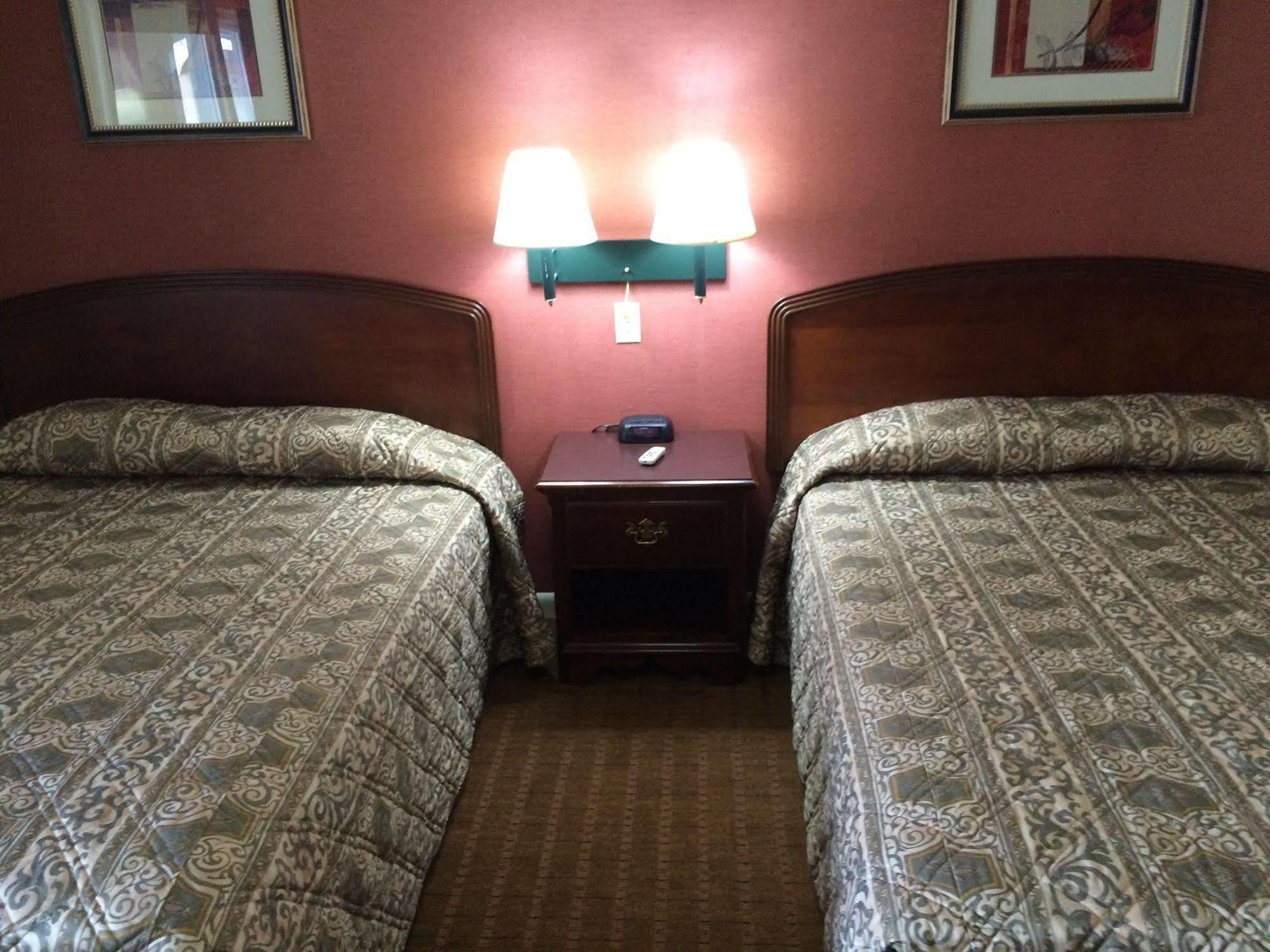 Red Carpet Inn Вэст спрингфильд Экстерьер фото