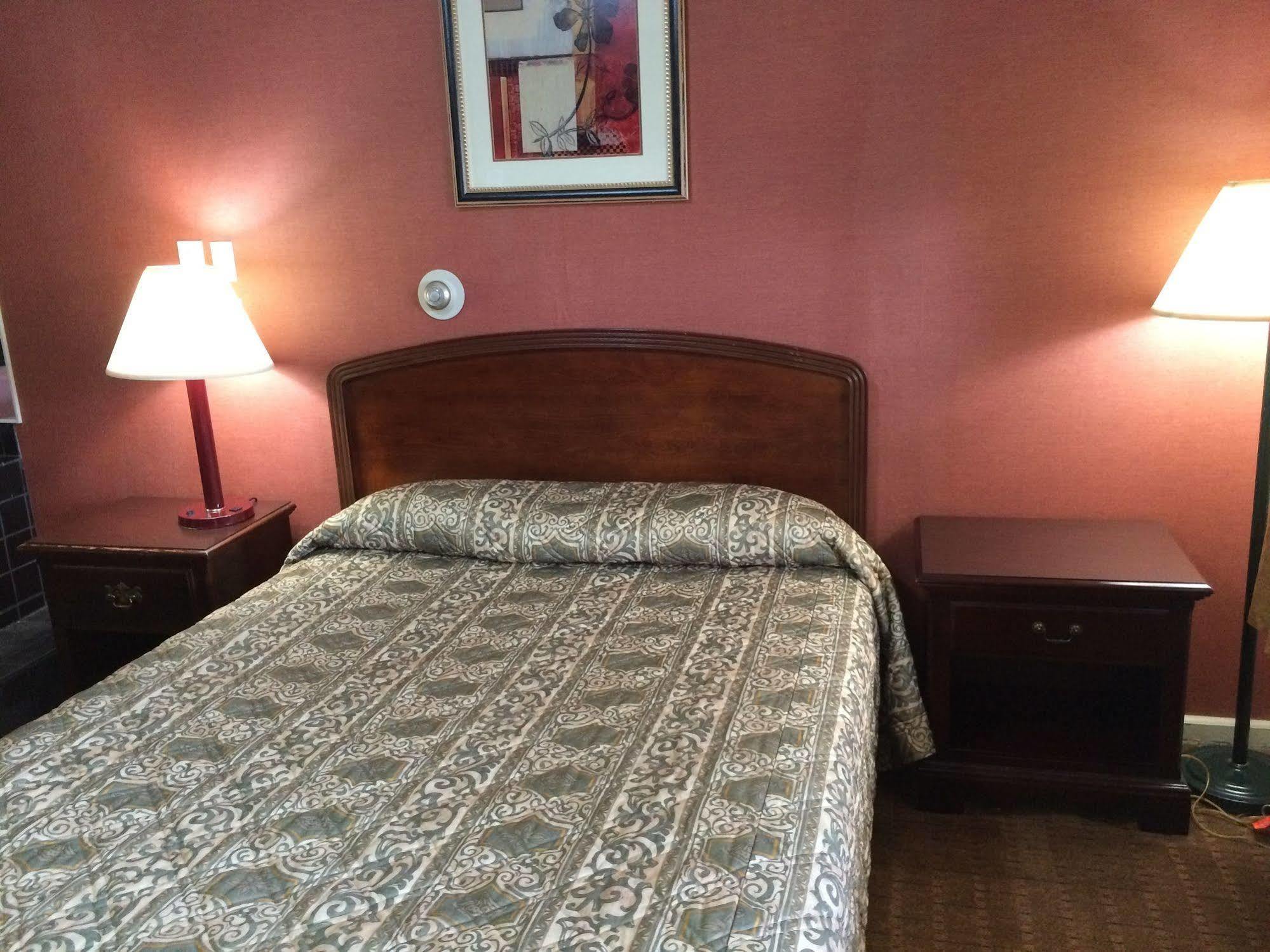 Red Carpet Inn Вэст спрингфильд Экстерьер фото